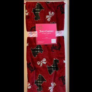 Juicy Couture Christmas super soft throw